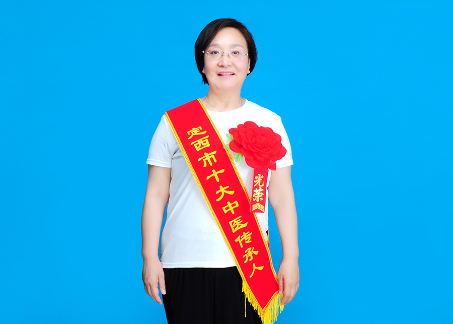 高玉萍.jpg