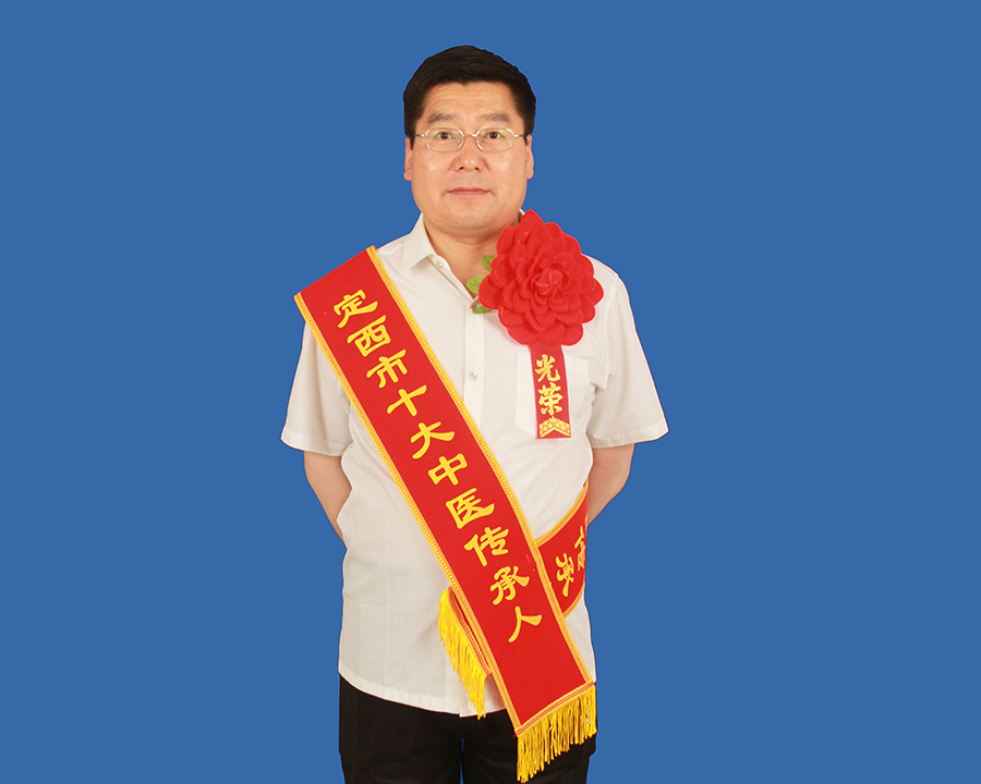 王明忠.jpg